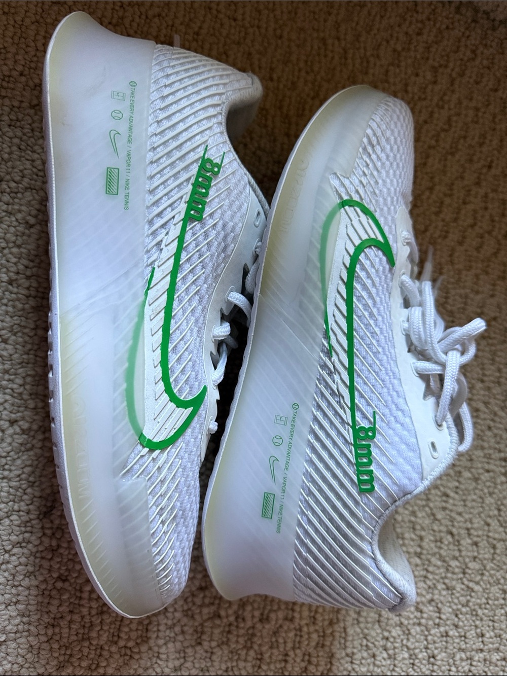 Nike Air Zoom Vapor 11 green and white tennis court shoe size 8 - Picture 8 of 9
